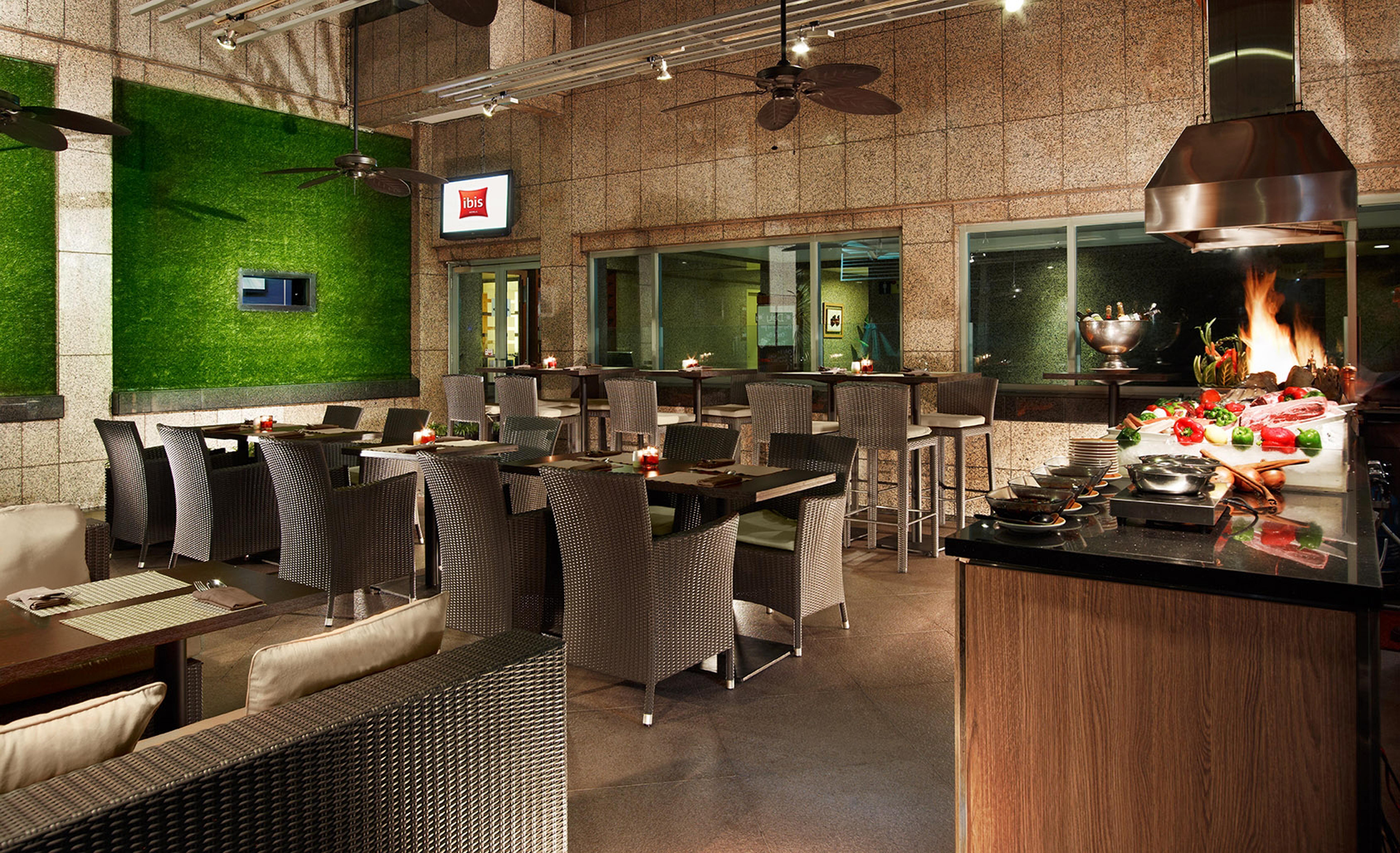 Hotel Kimaya Slipi Jakarta By Harris Экстерьер фото