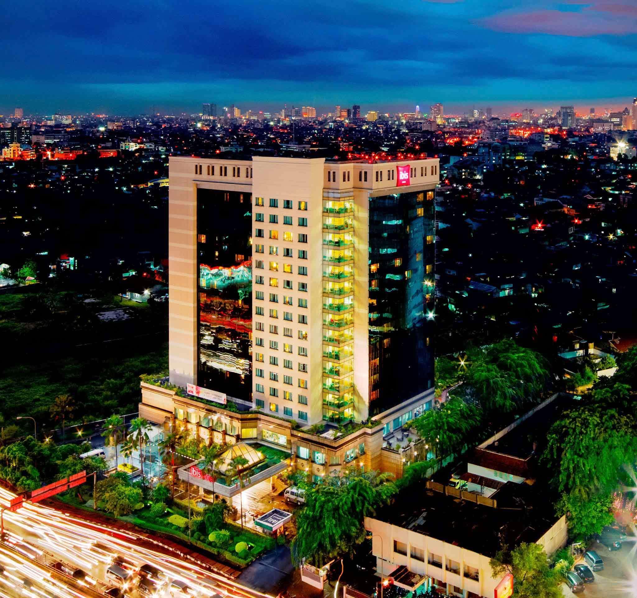 Hotel Kimaya Slipi Jakarta By Harris Экстерьер фото