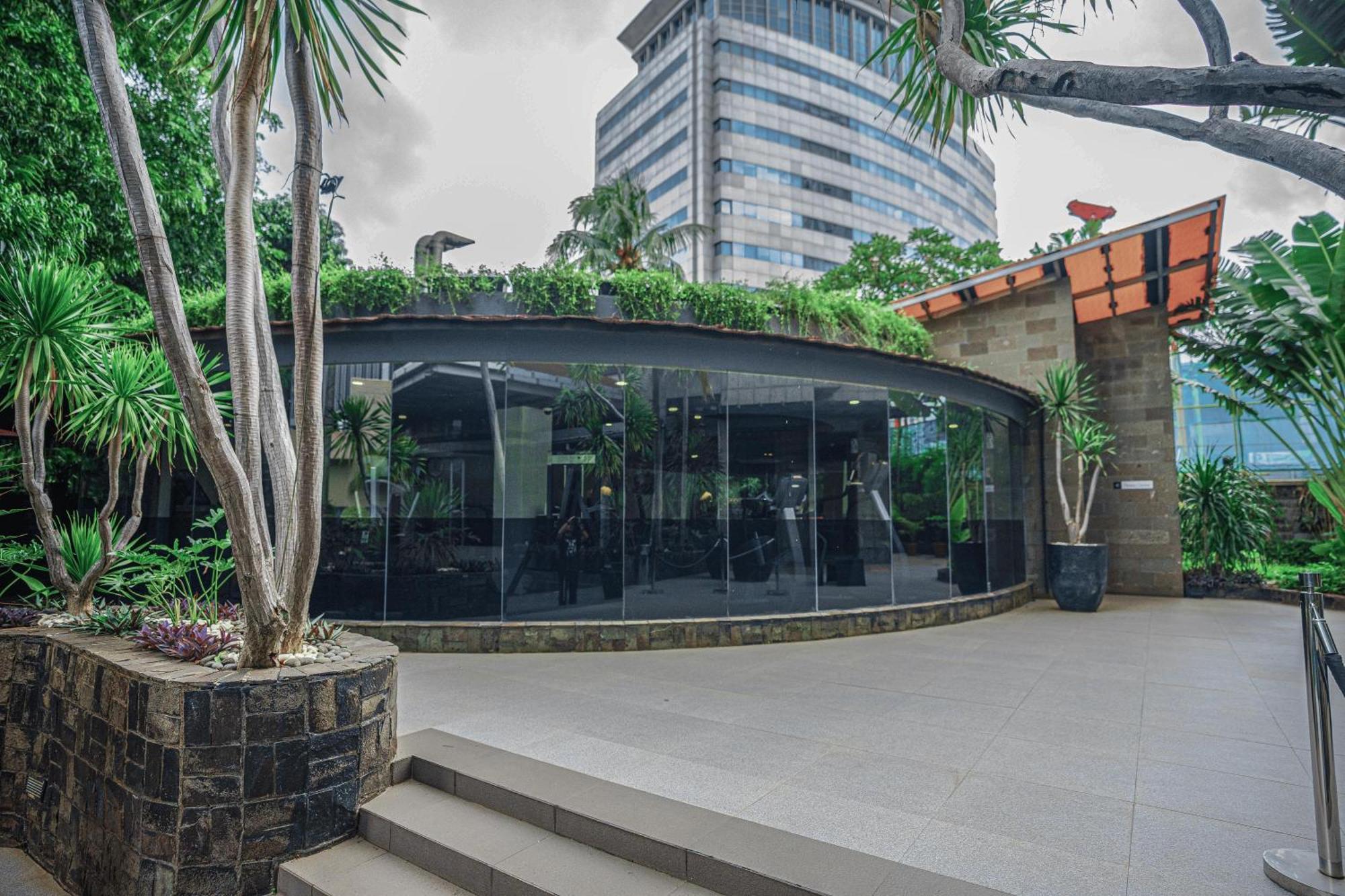 Hotel Kimaya Slipi Jakarta By Harris Экстерьер фото