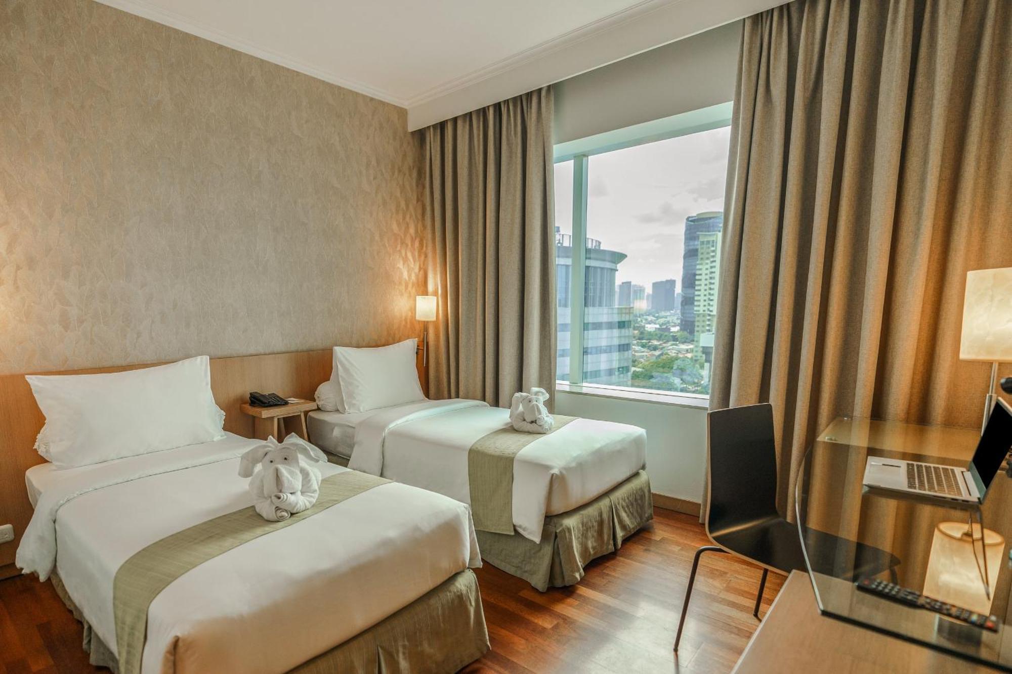 Hotel Kimaya Slipi Jakarta By Harris Экстерьер фото
